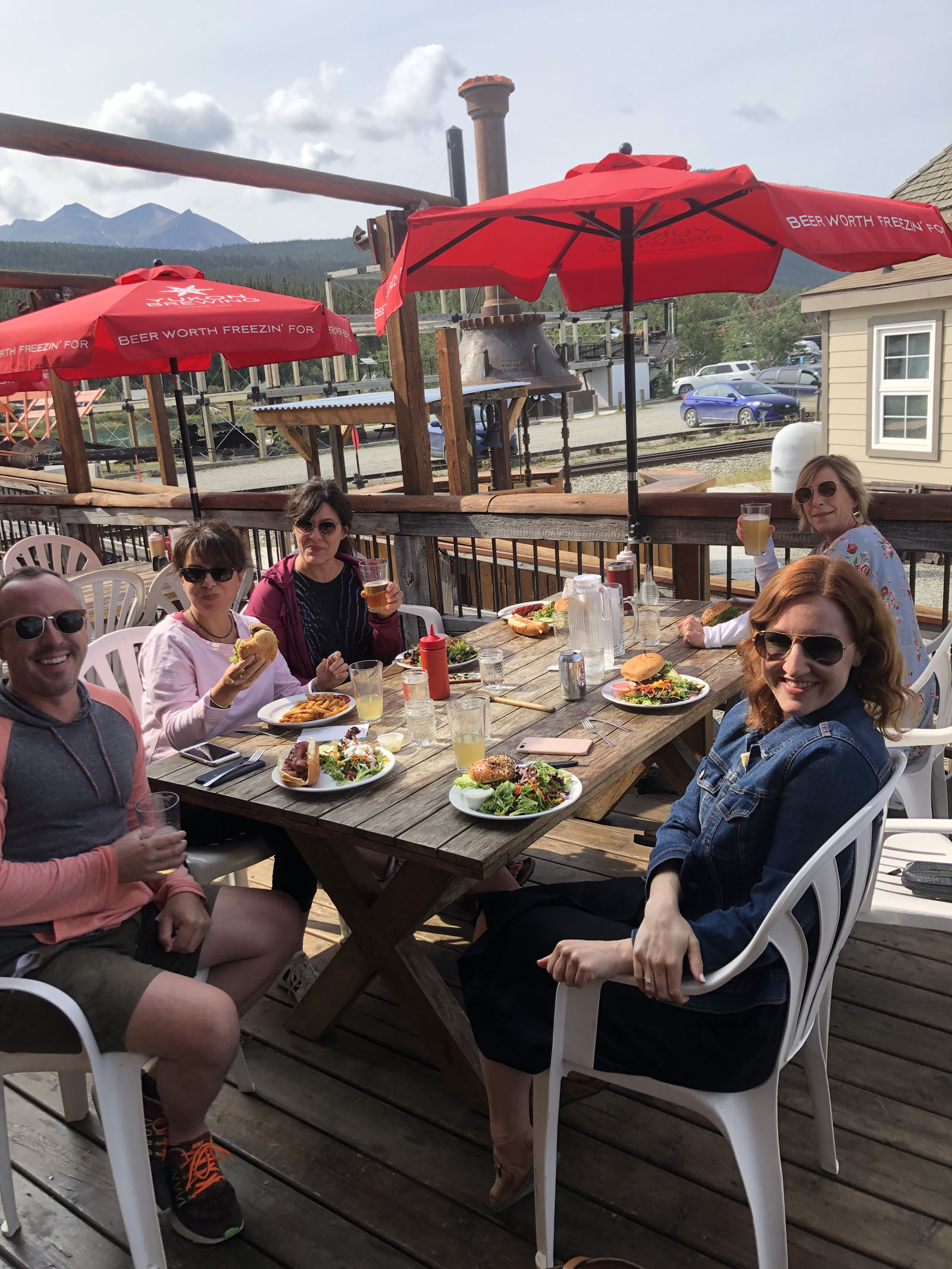 #17 Skagway Sightseeing Tour & Dinner – Light Historical Explorer